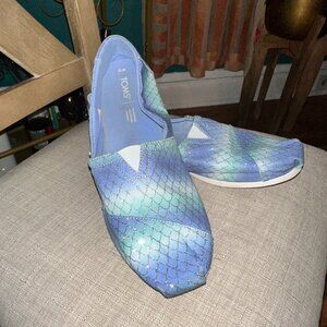 TOMS Classic Alpargata Slip-On Shoes Blue Green Mermaid Scale Print Women’s 12